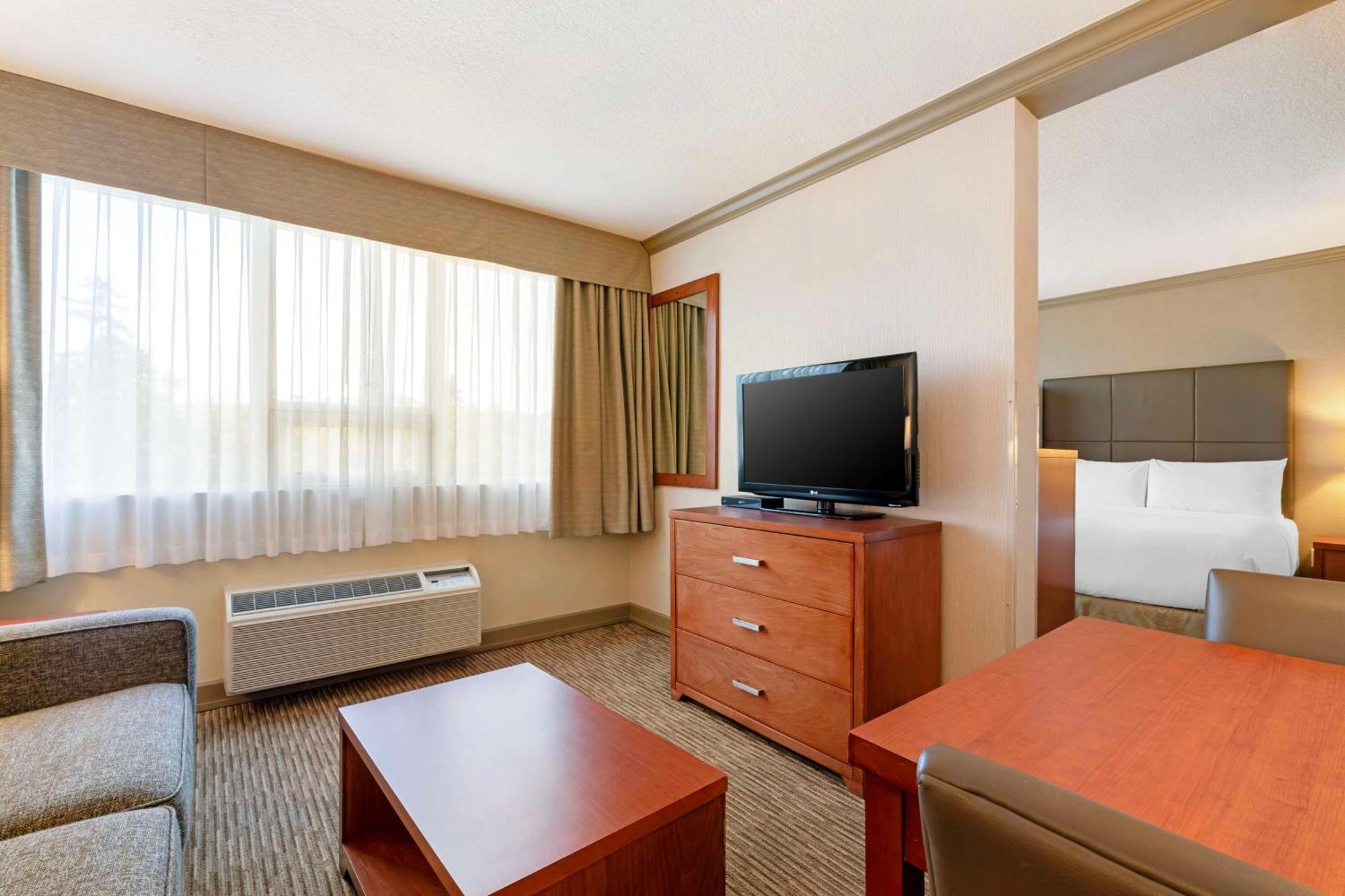 Best Western Plus Barclay Hotel Port Alberni Luaran gambar